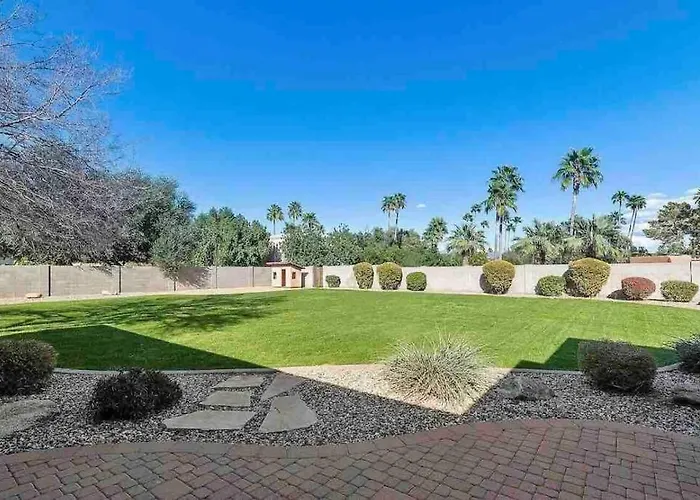 Luxury Retreat *