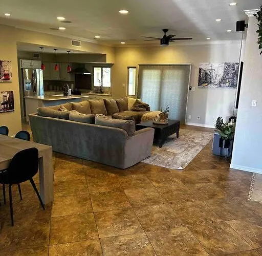 Dom wakacyjny Luxury Retreat *